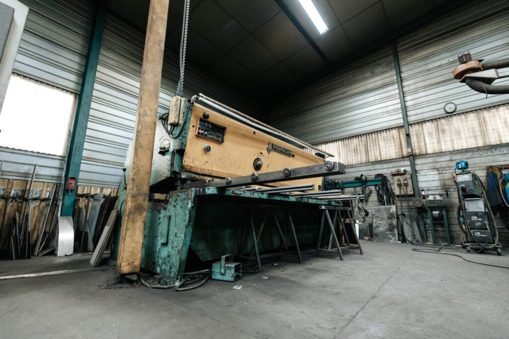 atelier d'usinage et chaudronnerie de l'entreprise Chapuis Père et Fils à proximité de Chambéry